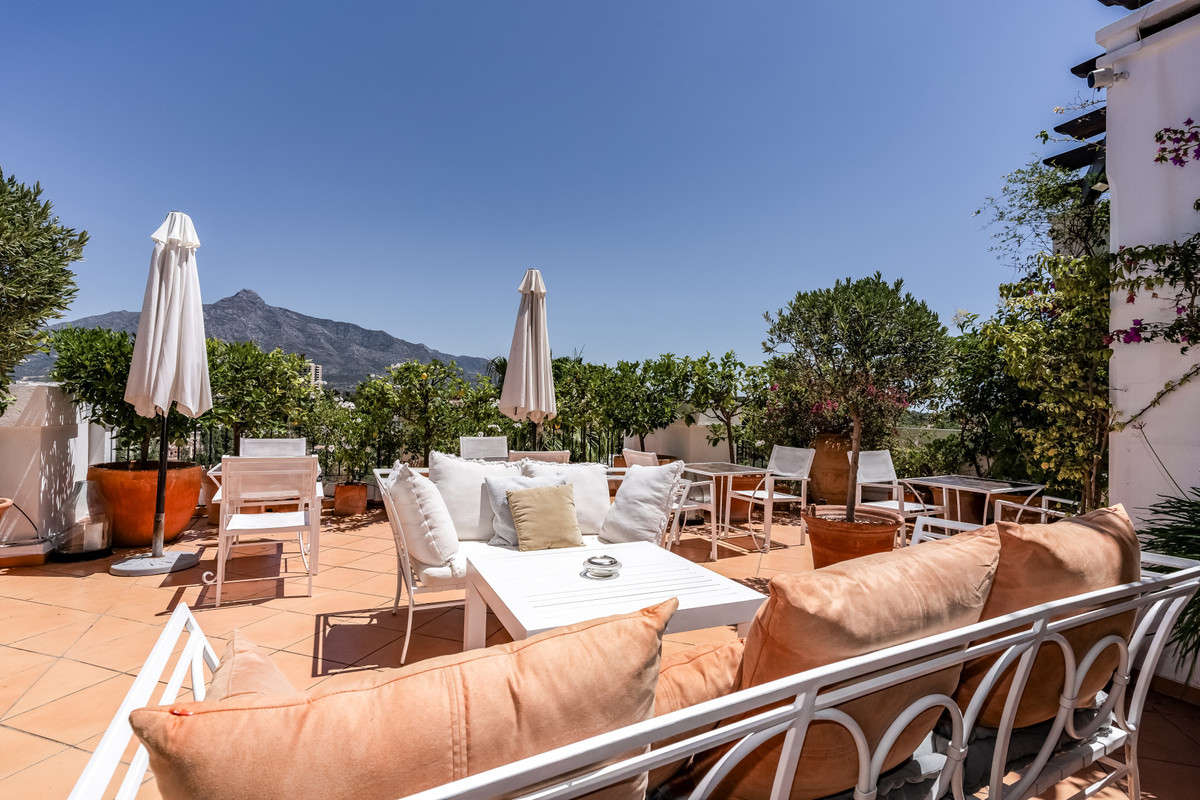 3 Bedroom Apartment for Sale in Nueva Andalucía