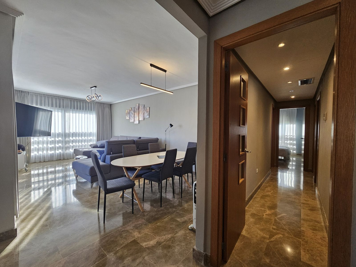 3 Bedroom Apartment for Sale in Selwo — 3