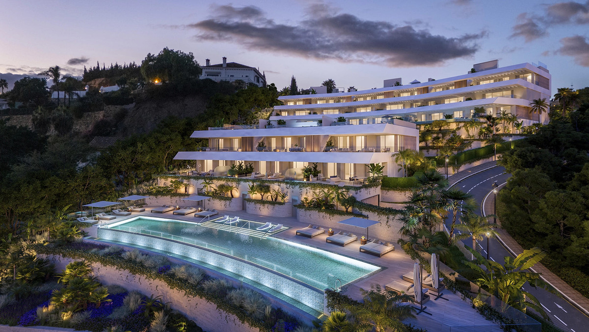 3 Bedroom Apartment for Sale in Benahavís — 2