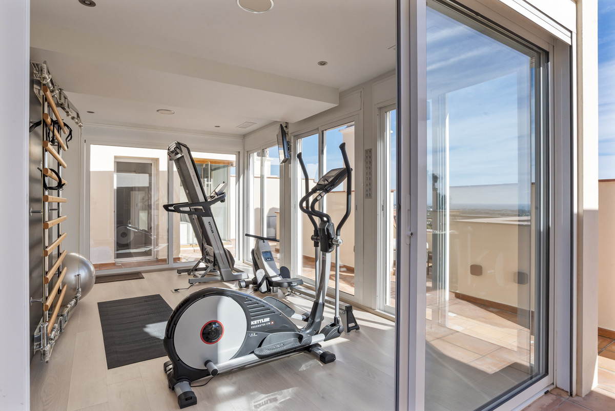 4 Bedroom Apartment for Sale in Benahavís — 5