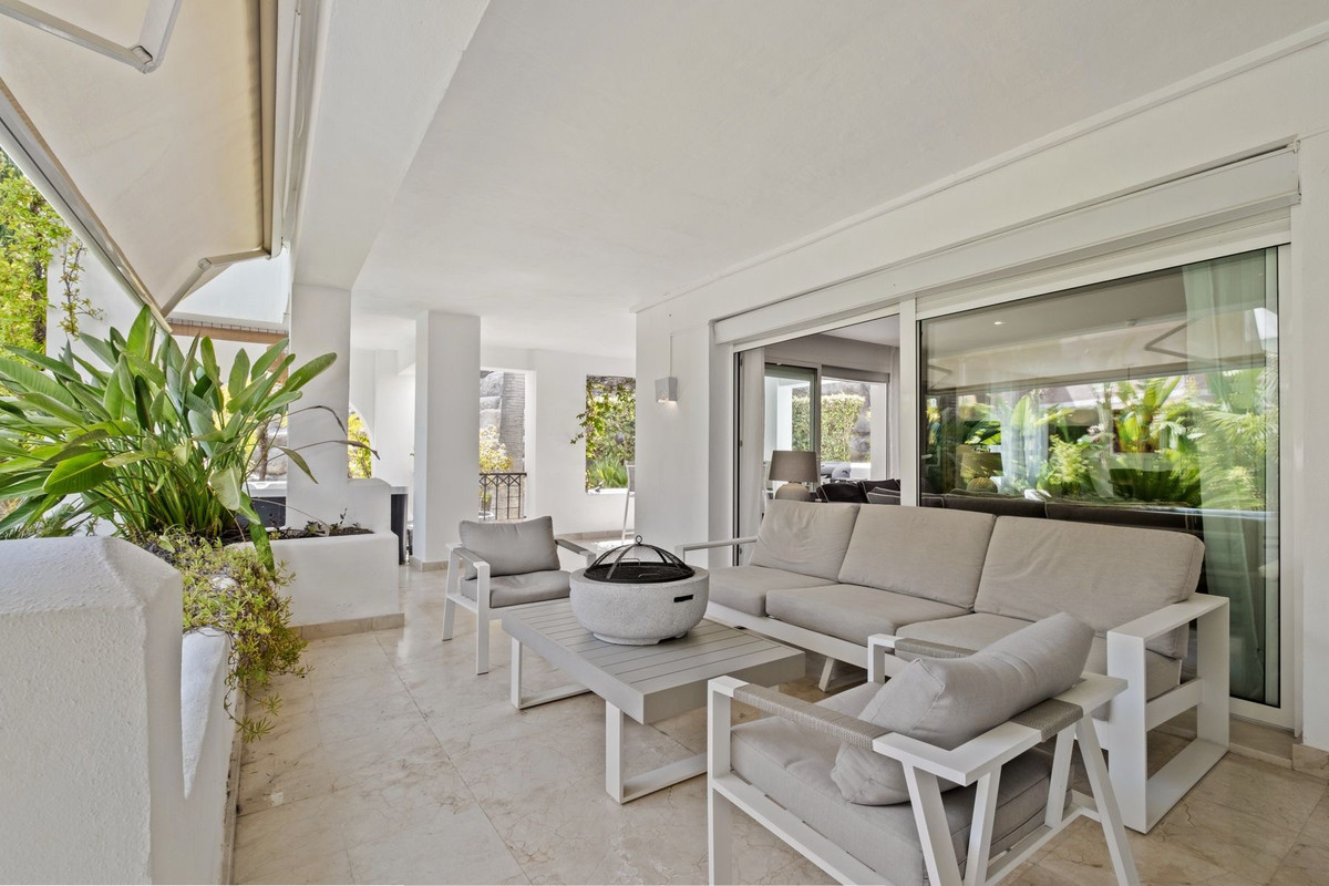 2 Bedroom Apartment for Sale in Marbella — 6