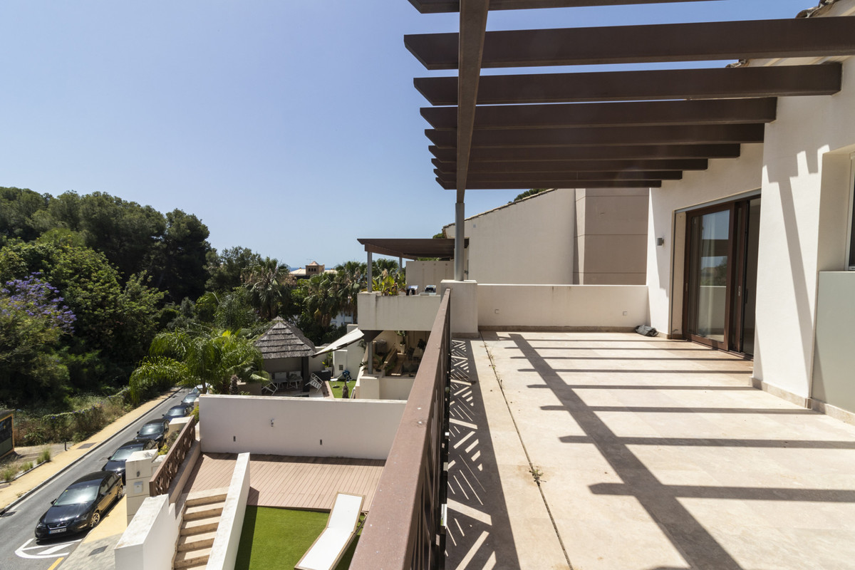 3 Bedroom Villa for Sale in Marbella — 8