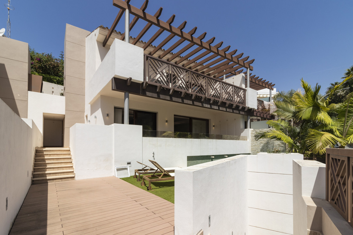 3 Bedroom Villa for Sale in Marbella — 9