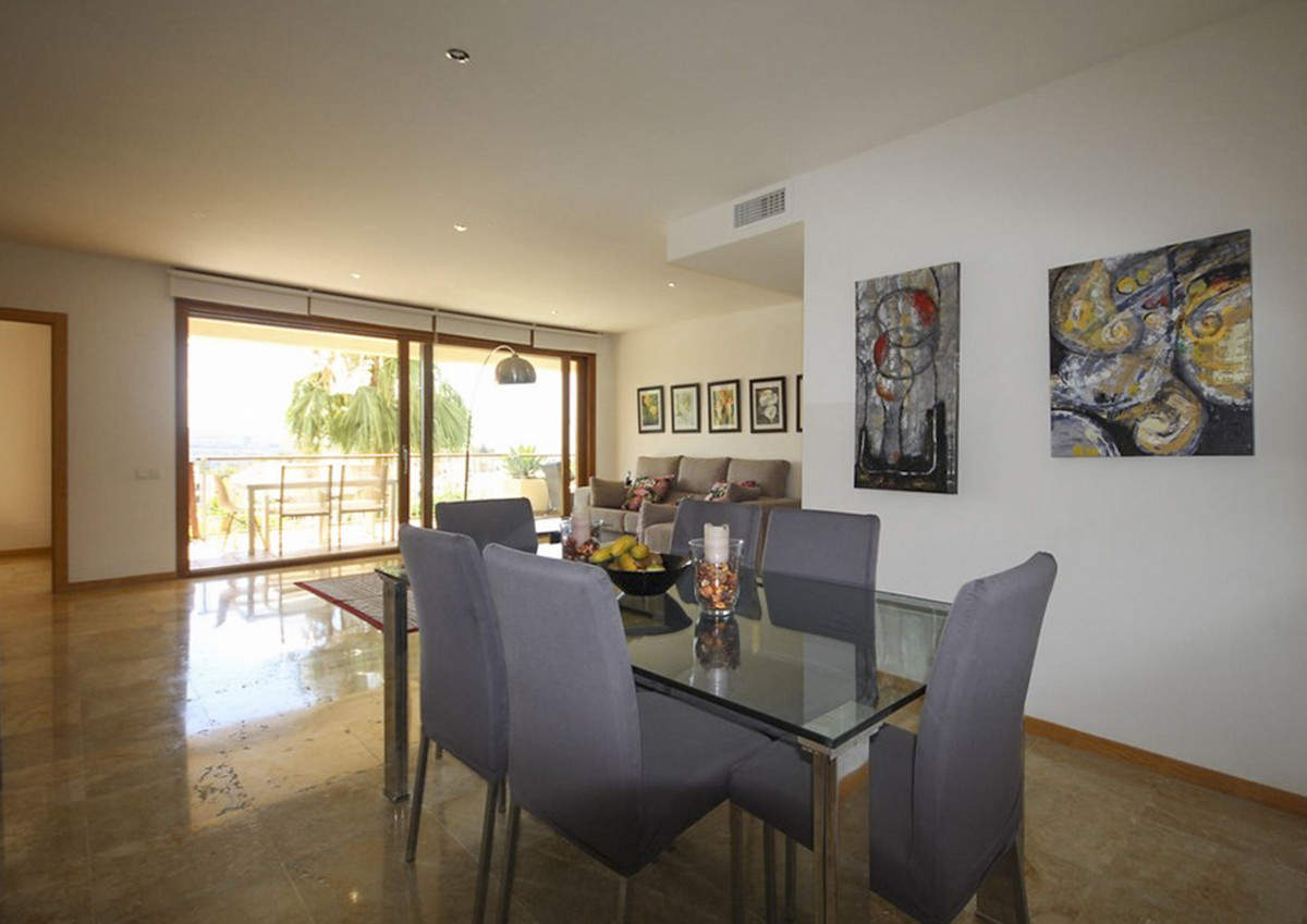 3 Bedroom Apartment for Sale in Marbella — 7
