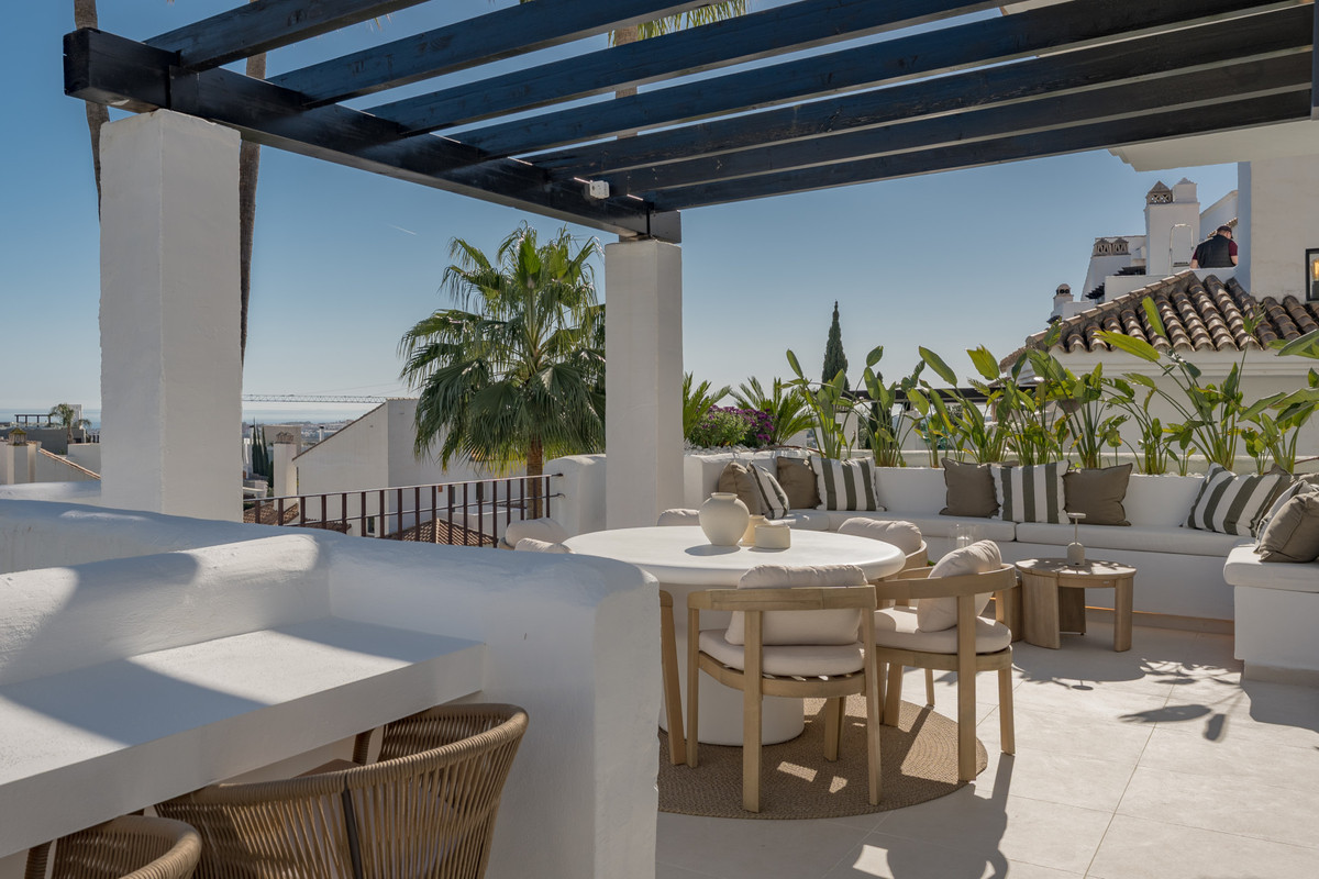 3 Bedroom Apartment for Sale in Nueva Andalucía — 6