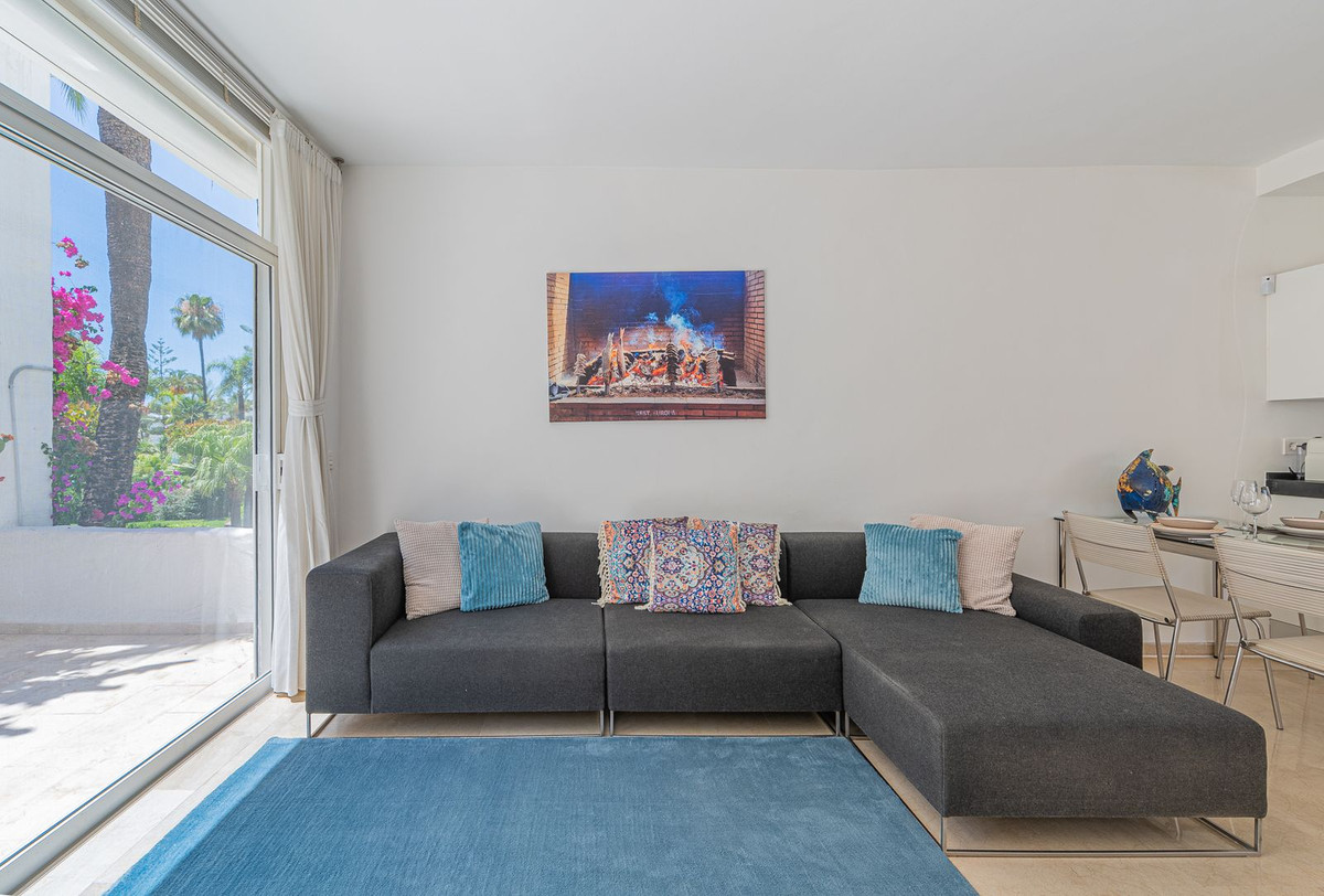 1 Bedroom Apartment for Sale in Marbella — 4