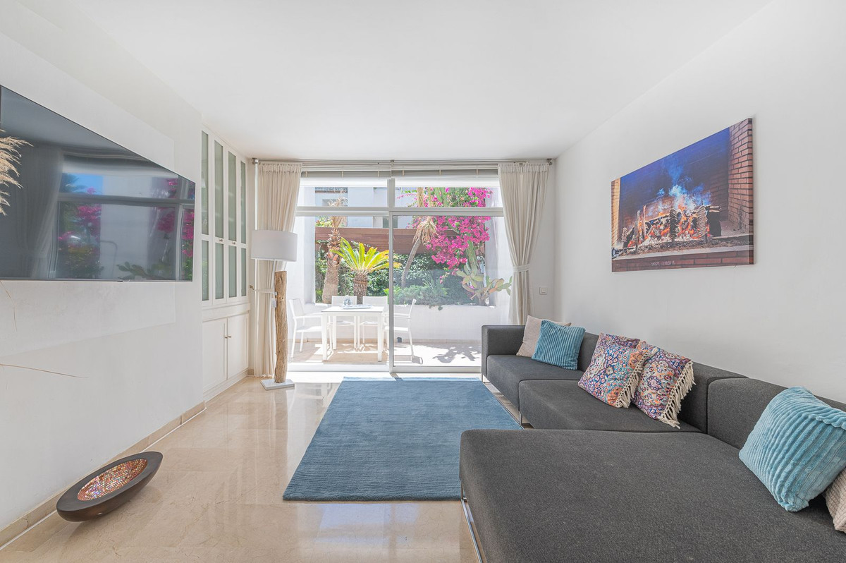 1 Bedroom Apartment for Sale in Marbella — 5