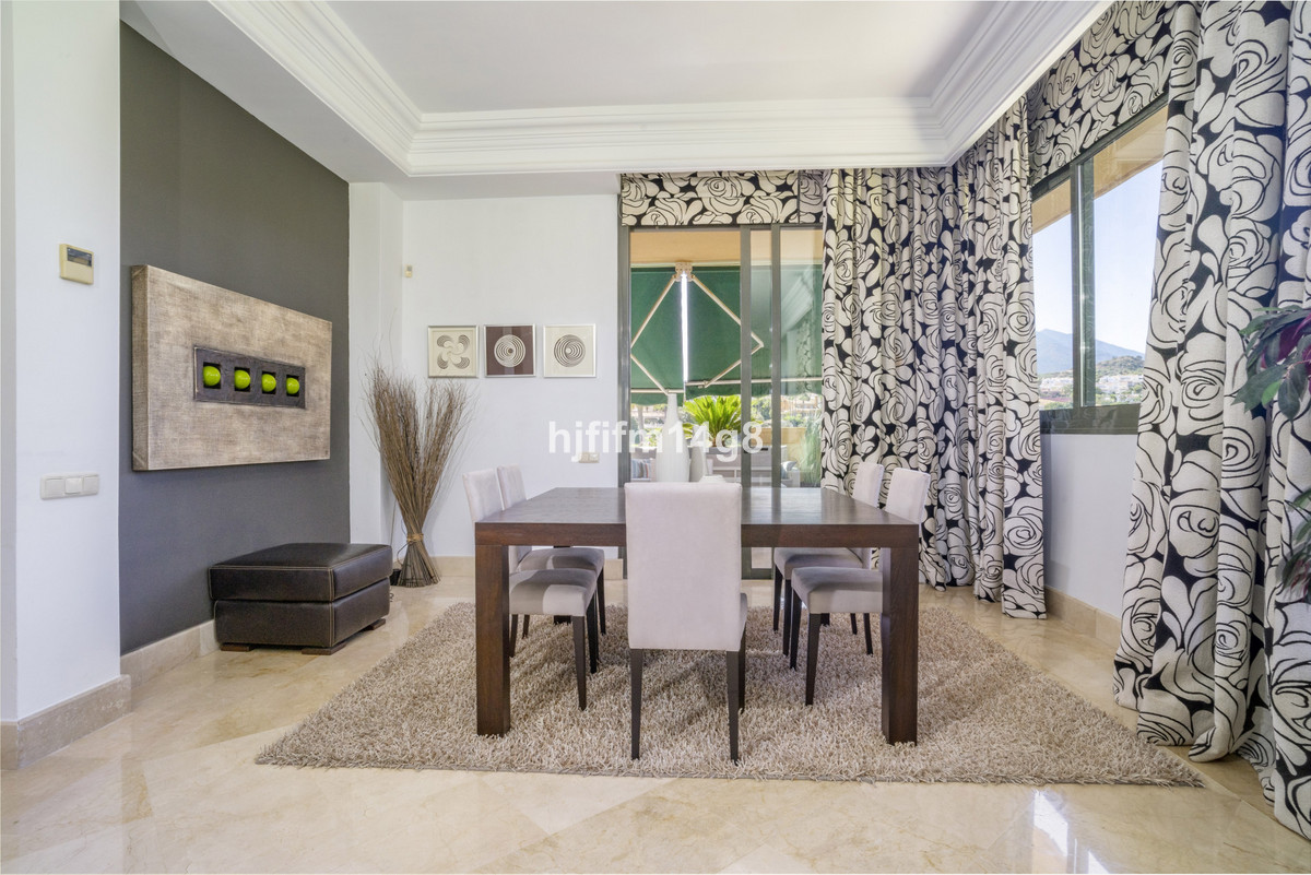 2 Bedroom Apartment for Sale in Nueva Andalucía — 7