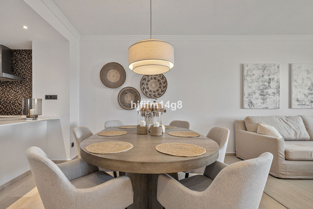 2 Bedroom Apartment for Sale in Nueva Andalucía — 7
