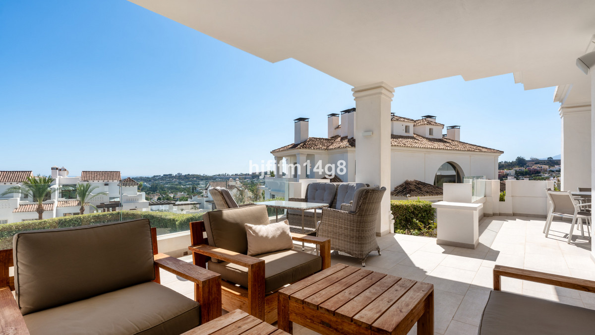 3 Bedroom Apartment for Sale in Nueva Andalucía — 4