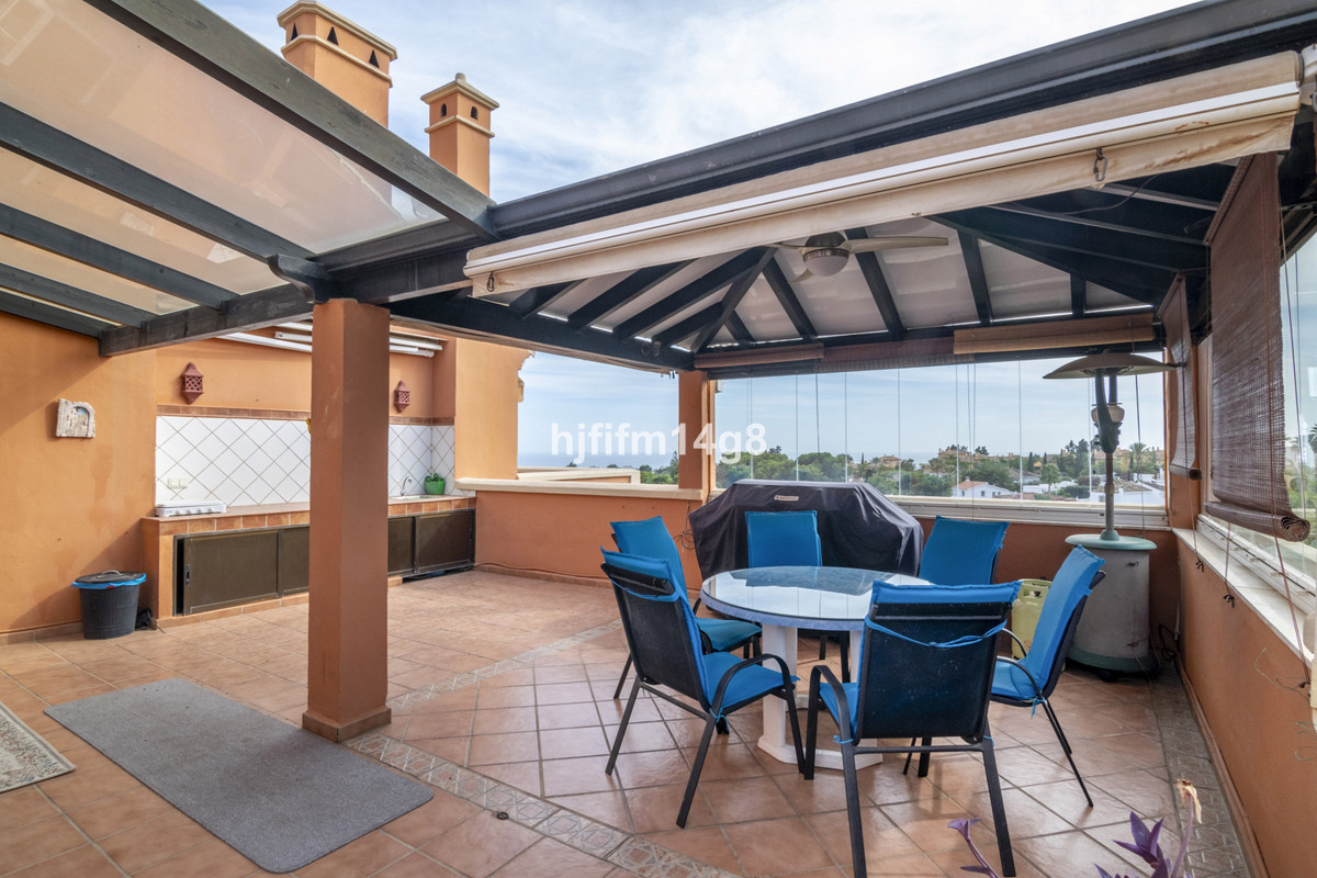 3 Bedroom Apartment for Sale in Nueva Andalucía