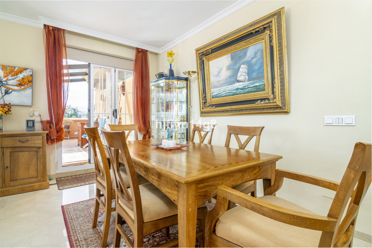 3 Bedroom Apartment for Sale in Nueva Andalucía — 6