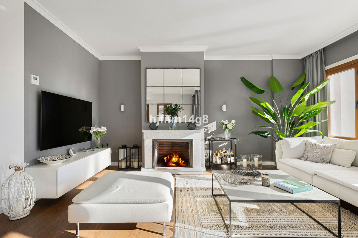 5 Bedroom Apartment for Sale in Nueva Andalucía — 6