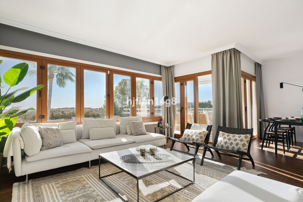 5 Bedroom Apartment for Sale in Nueva Andalucía — 8