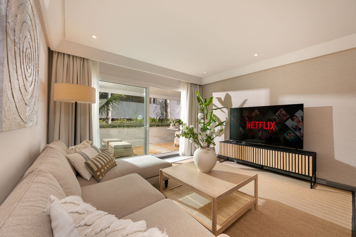 2 Bedroom Apartment for Sale in Marbella — 6