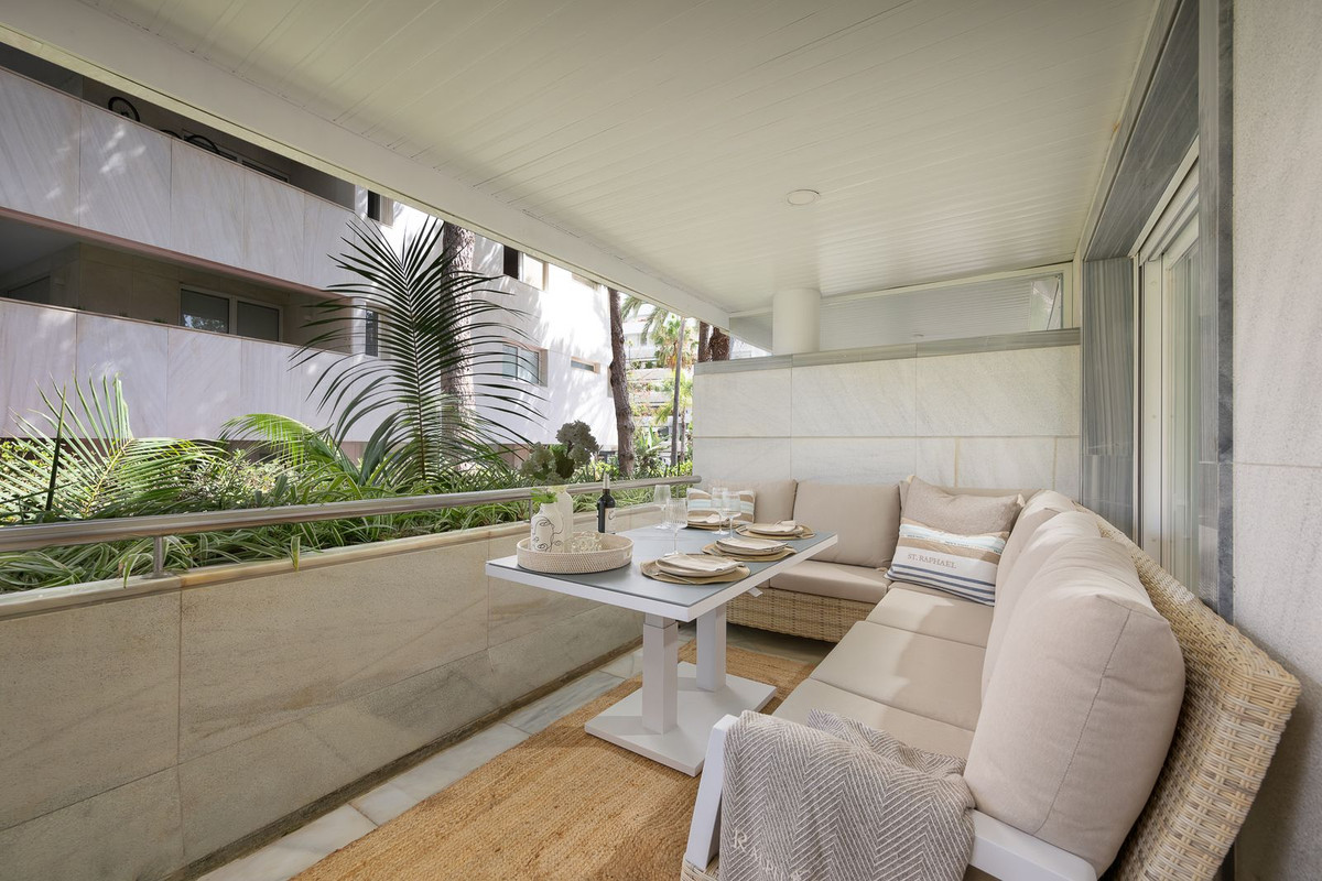2 Bedroom Apartment for Sale in Marbella — 8