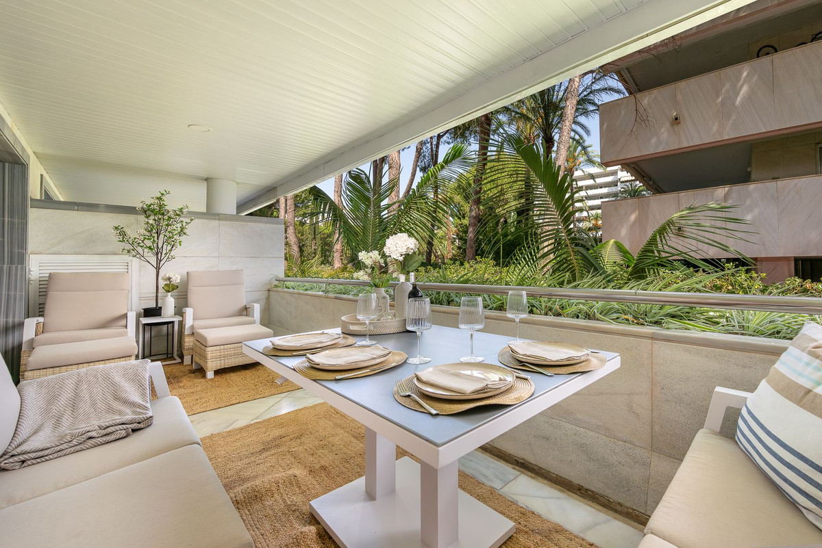 2 Bedroom Apartment for Sale in Marbella — 9