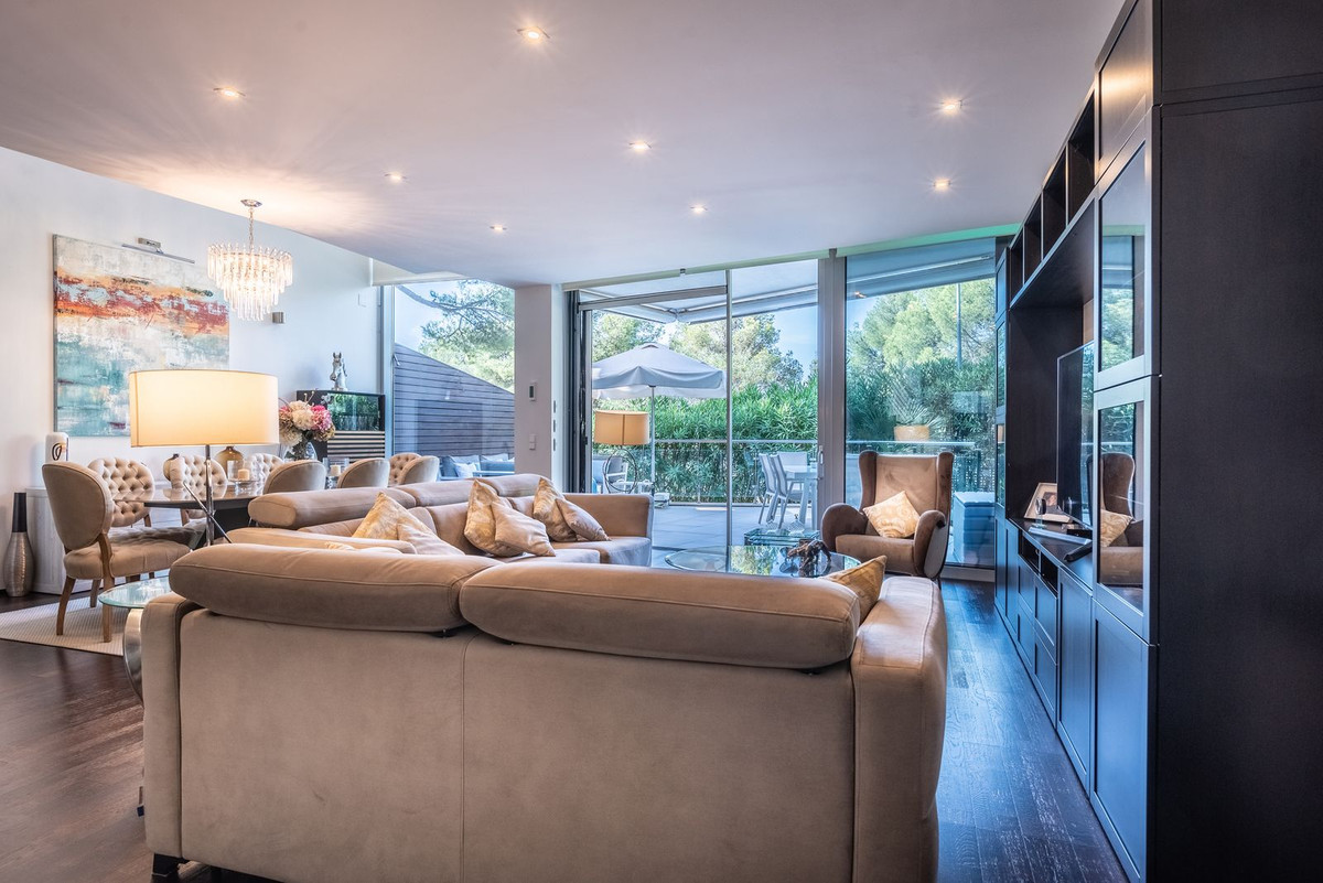 2 Bedroom Villa for Sale in Sierra Blanca — 6