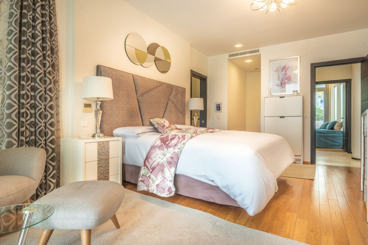 2 Bedroom Villa for Sale in Sierra Blanca — 9