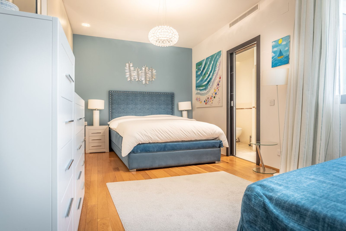 2 Bedroom Villa for Sale in Sierra Blanca — view 10