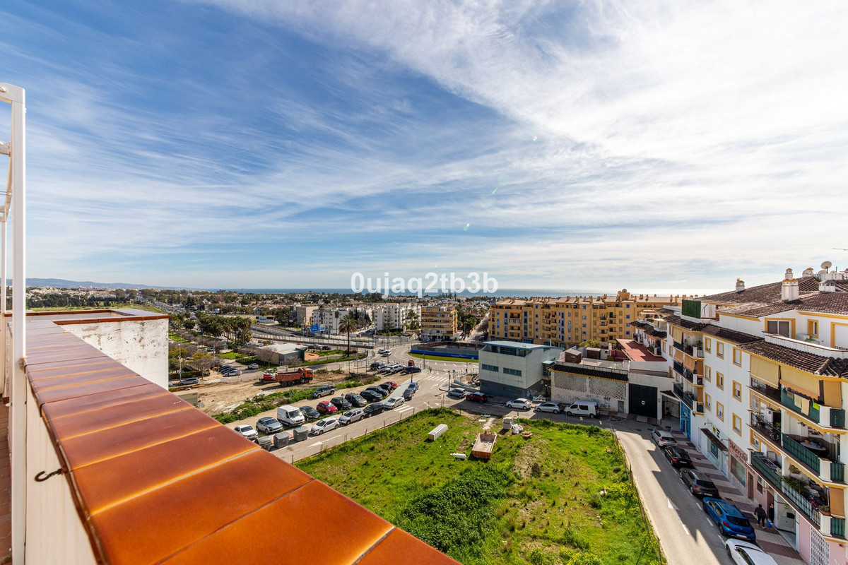 3 Bedroom Apartment for Sale in San Pedro de Alcántara — 3