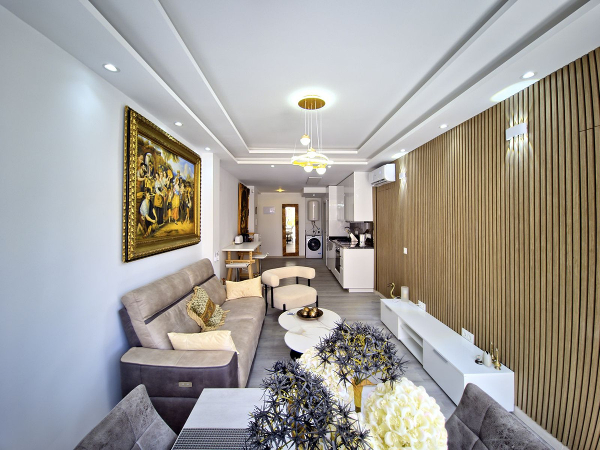 2 Bedroom Apartment for Sale in Marbella