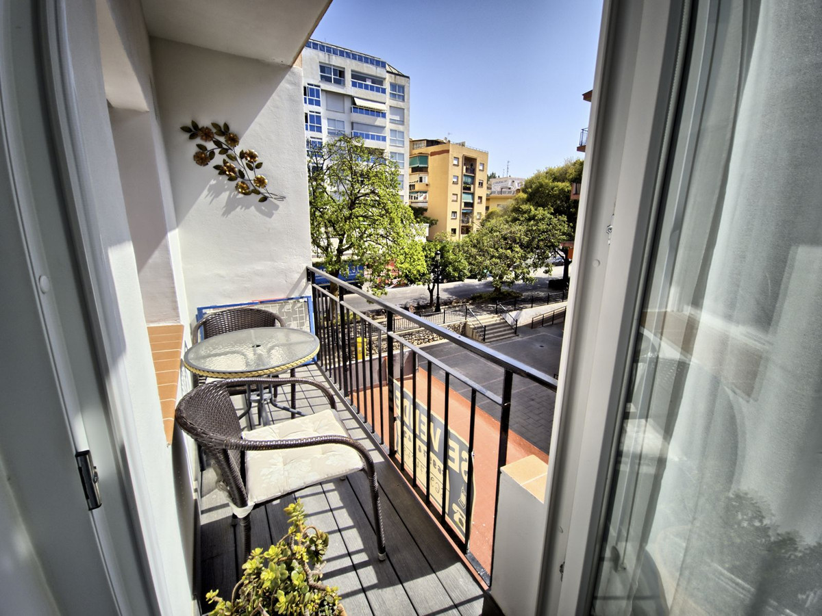 2 Bedroom Apartment for Sale in Marbella — 2