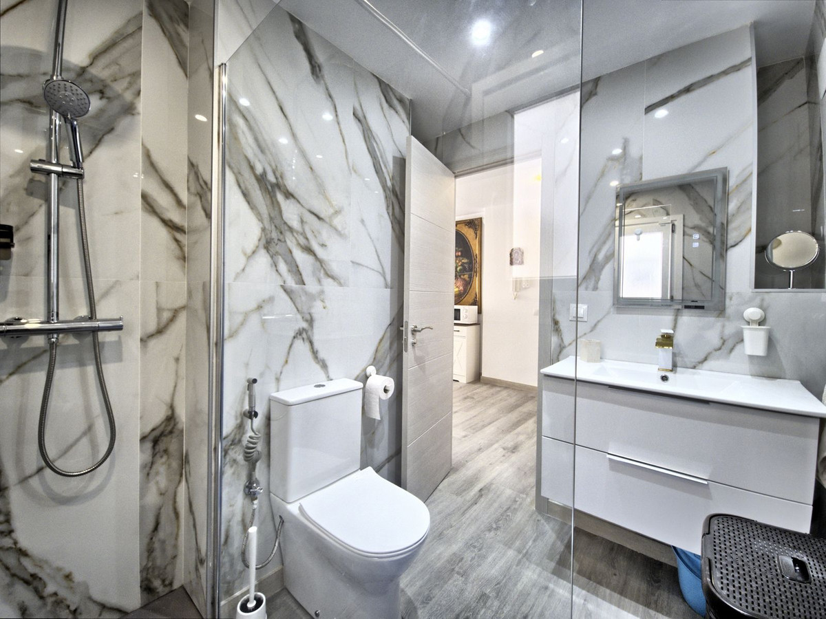 2 Bedroom Apartment for Sale in Marbella — 5