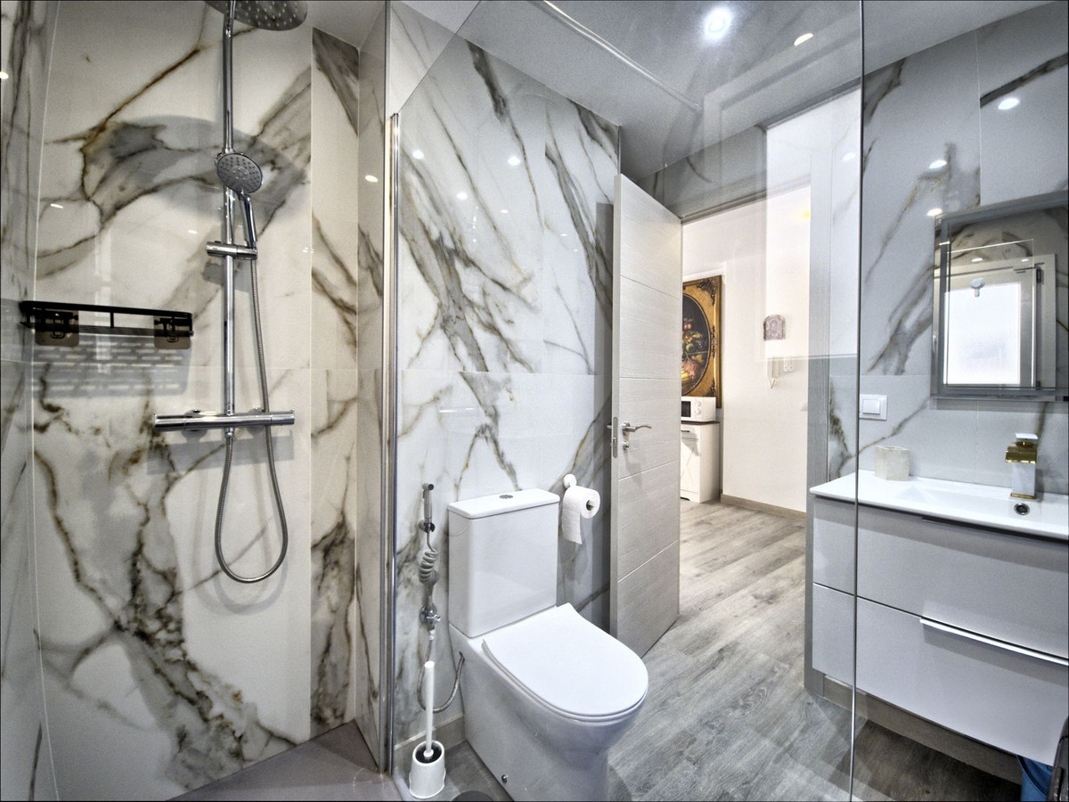 2 Bedroom Apartment for Sale in Marbella — 6