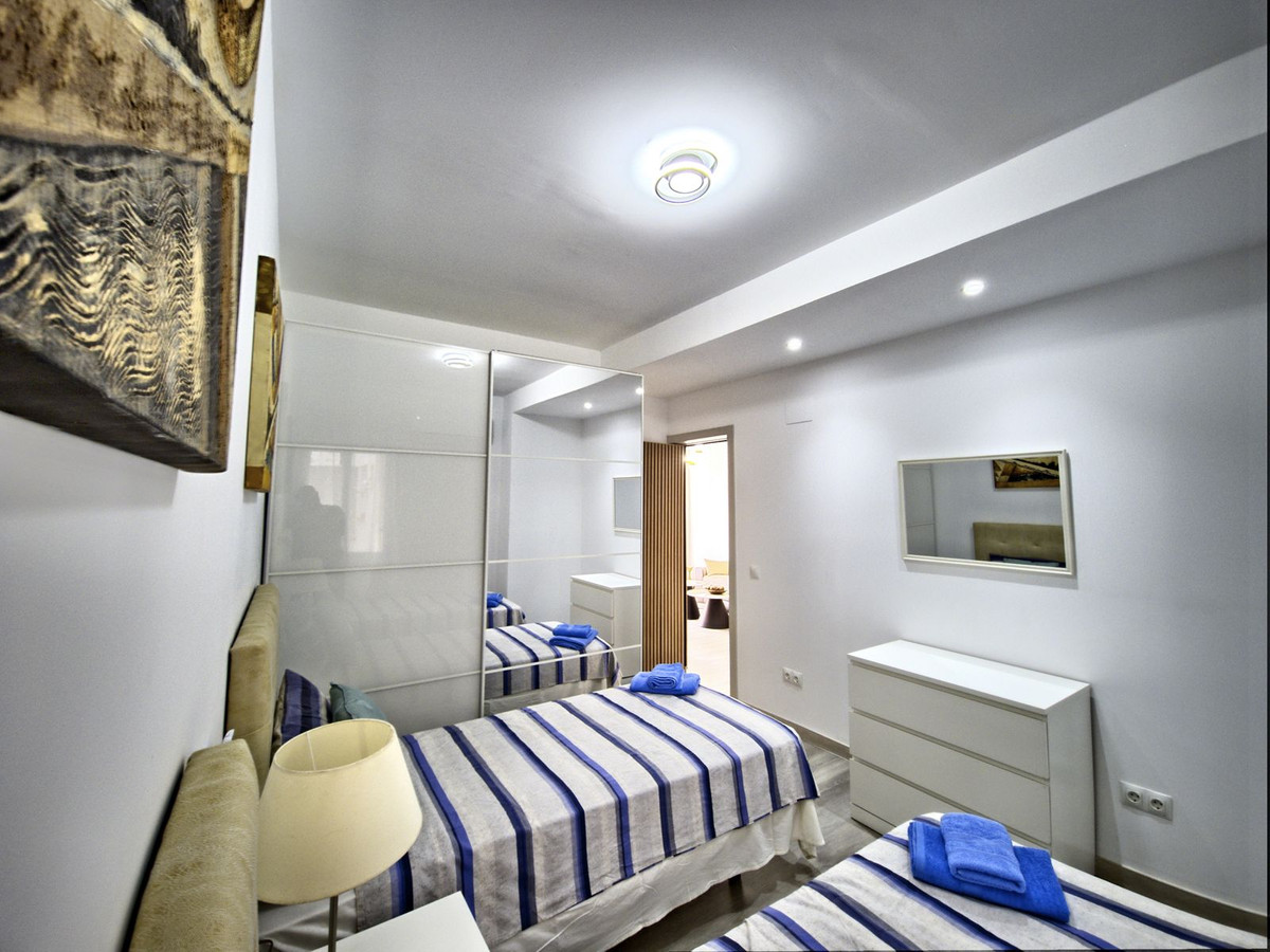 2 Bedroom Apartment for Sale in Marbella — 9