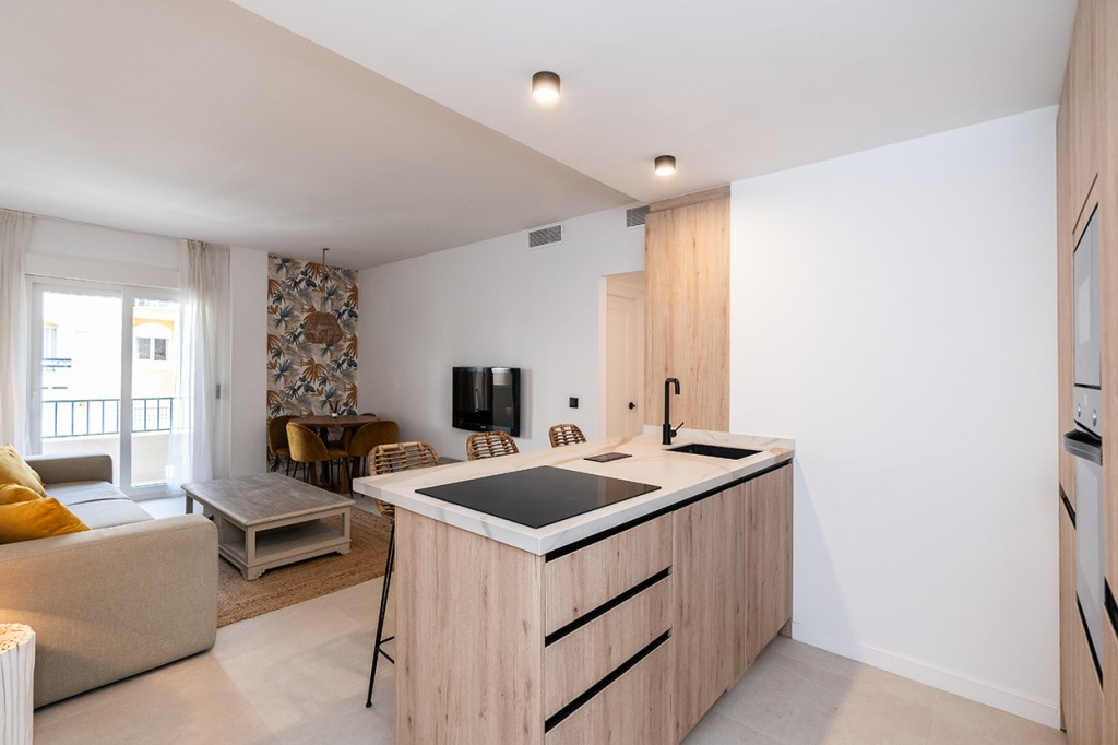 2 Bedroom Apartment for Sale in Marbella — 7
