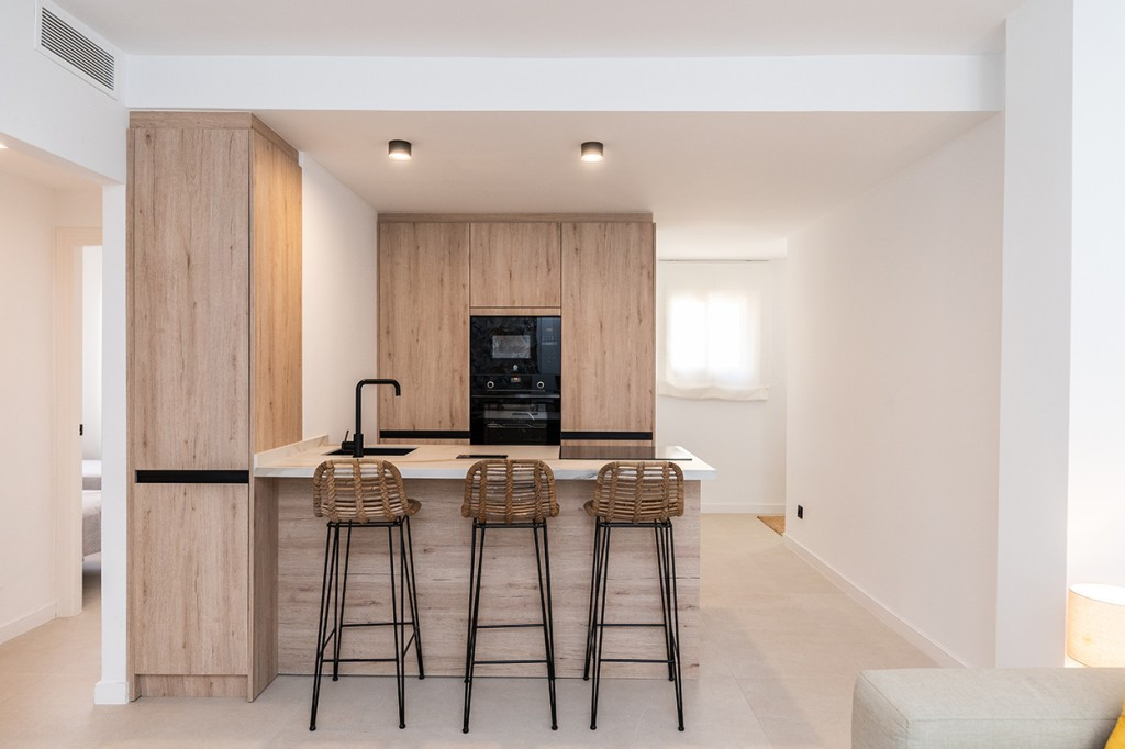 2 Bedroom Apartment for Sale in Marbella — 8