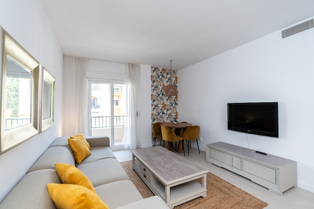 2 Bedroom Apartment for Sale in Marbella — 9