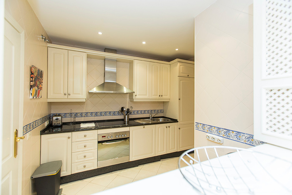 3 Bedroom Apartment for Sale in Marbella — 4