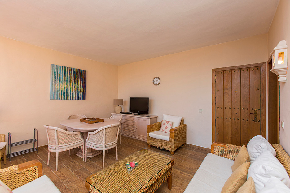 3 Bedroom Apartment for Sale in Marbella — 7