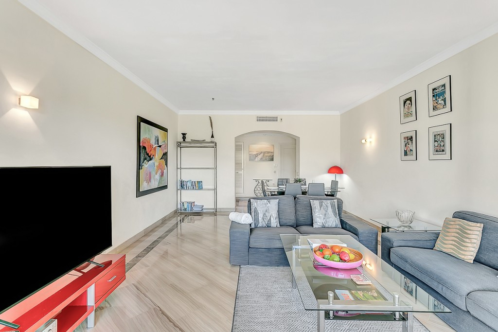 3 Bedroom Apartment for Sale in Marbella — 4
