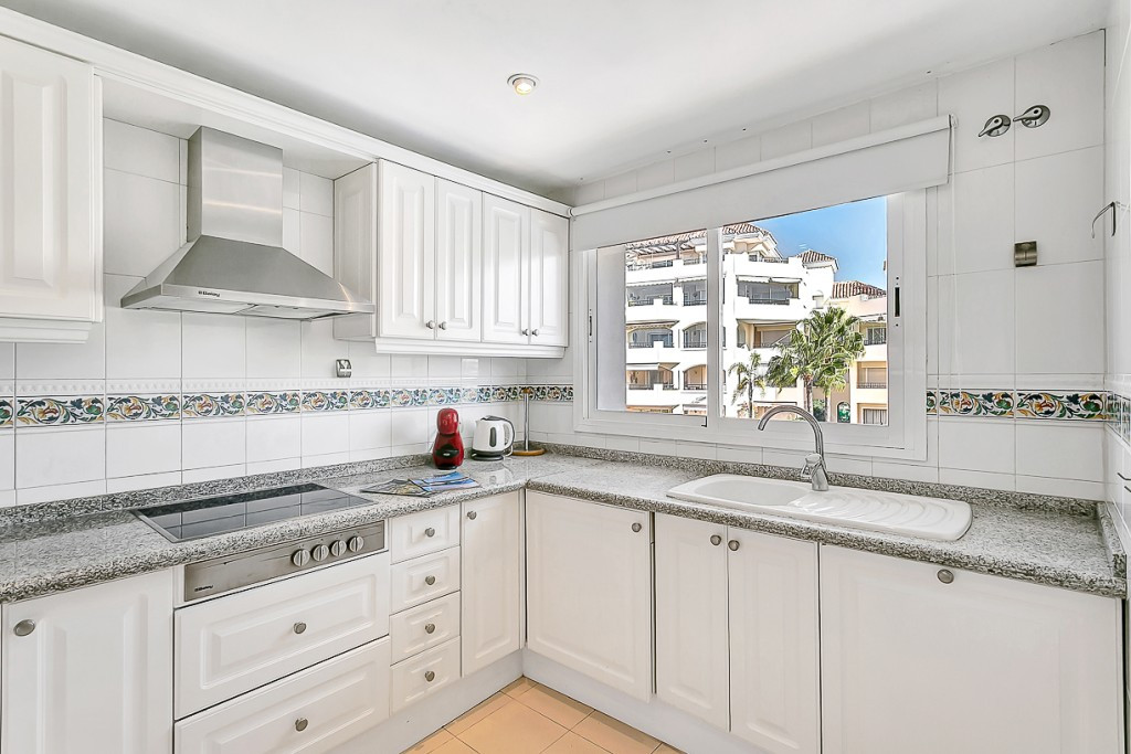 3 Bedroom Apartment for Sale in Marbella — 5