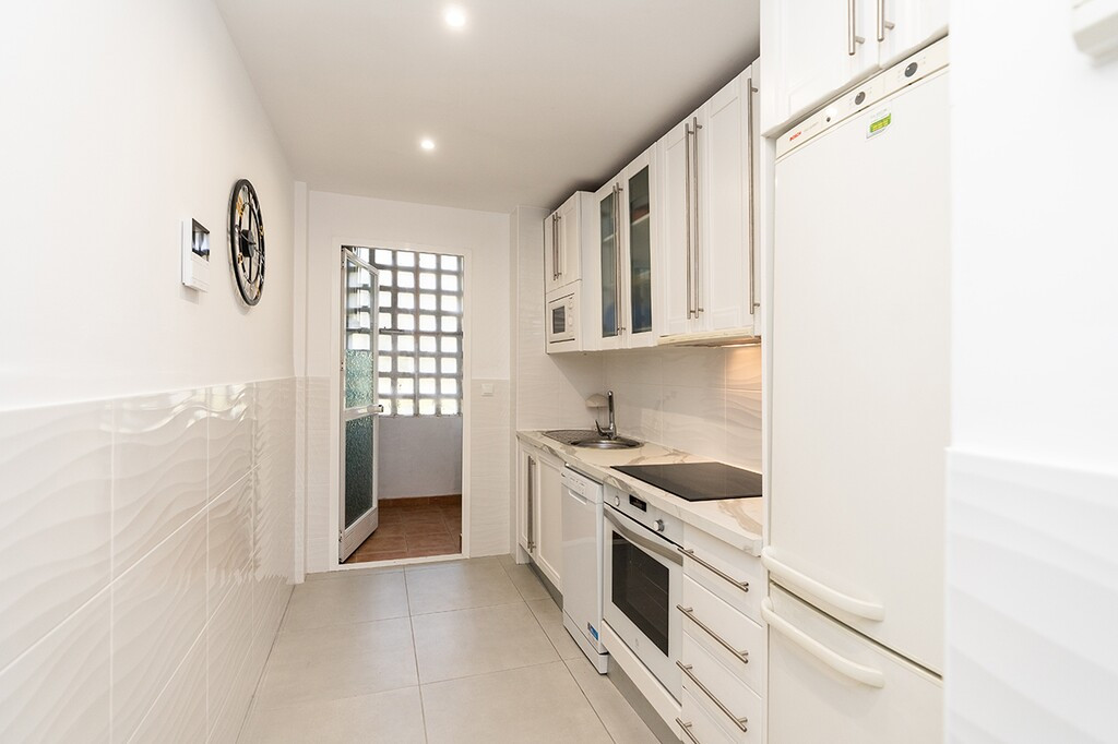 2 Bedroom Apartment for Sale in Marbella — 4