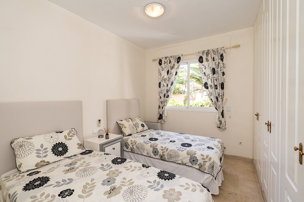 2 Bedroom Apartment for Sale in Marbella — view 10