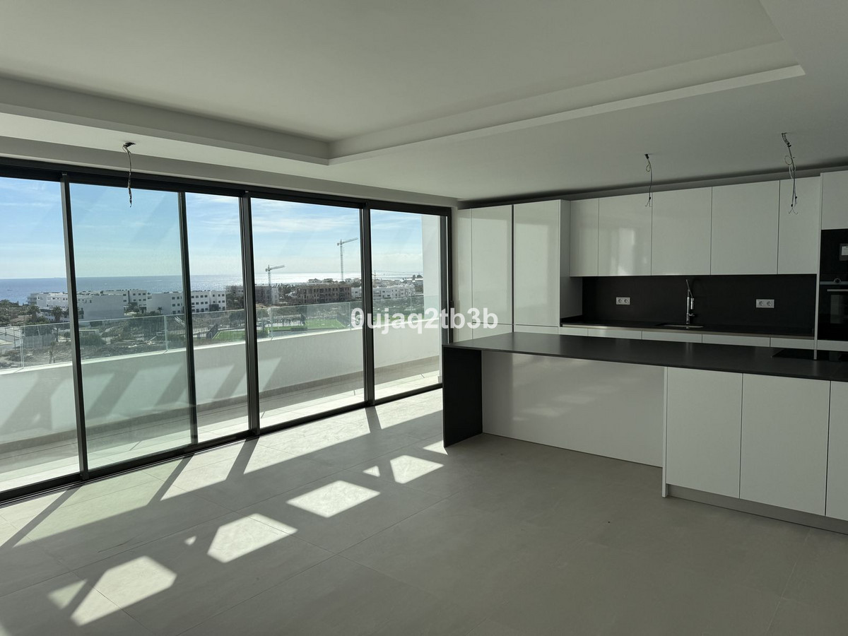 2 Bedroom Apartment for Sale in Estepona — 3