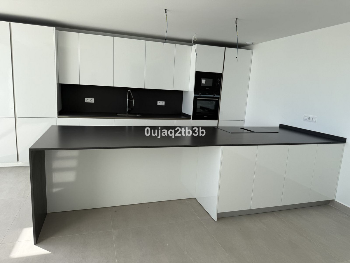 2 Bedroom Apartment for Sale in Estepona — 5