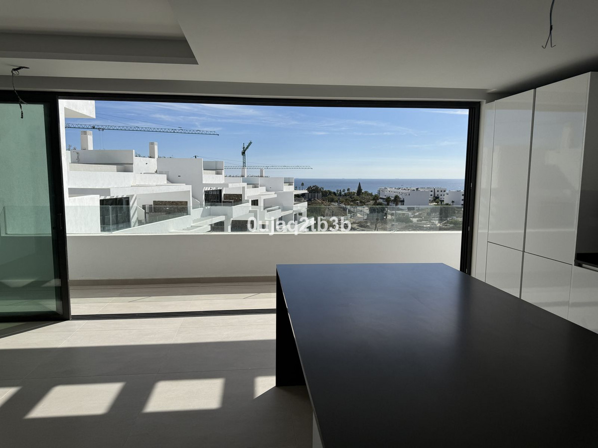 2 Bedroom Apartment for Sale in Estepona — 6