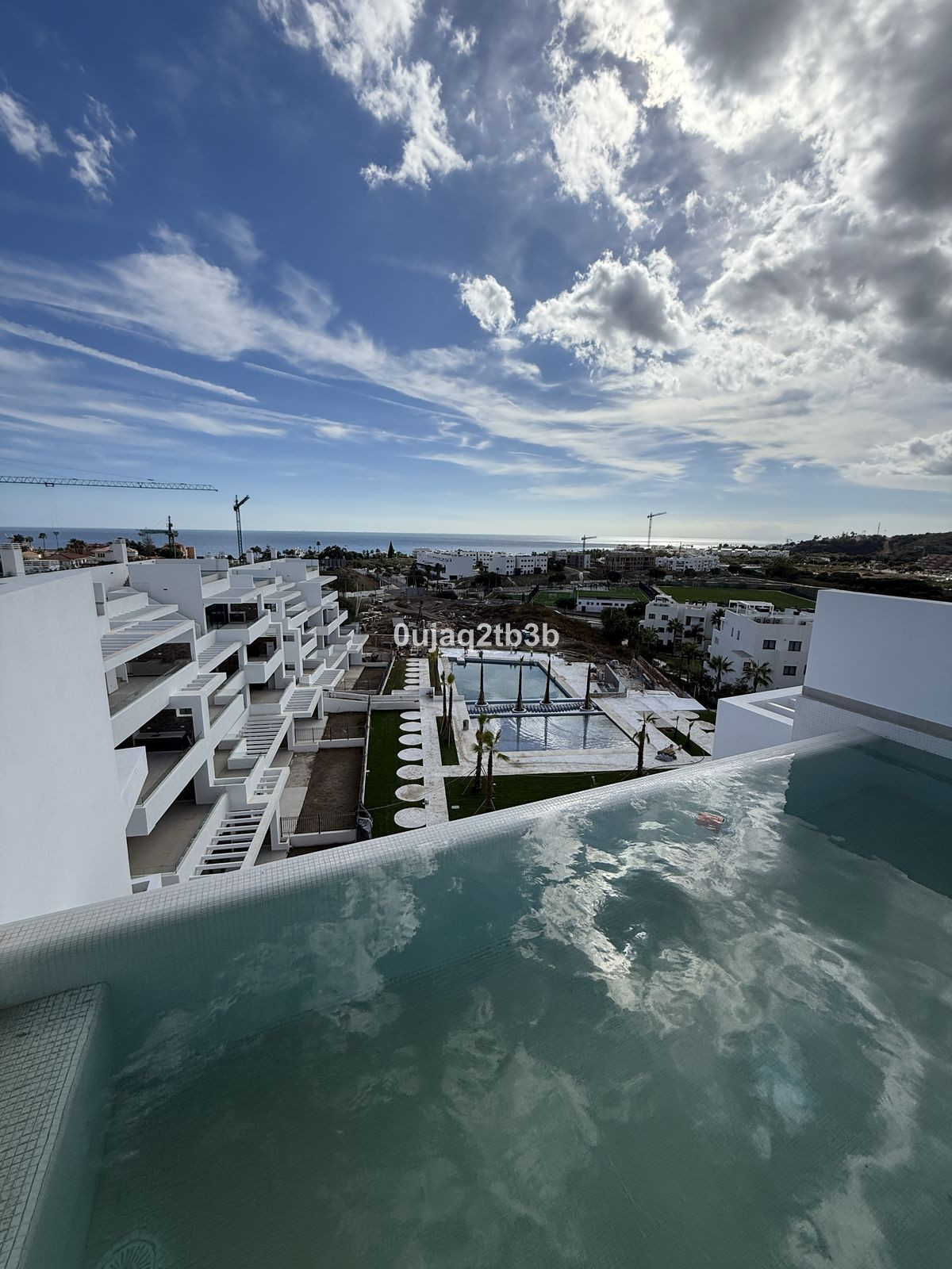 2 Bedroom Apartment for Sale in Estepona — 9