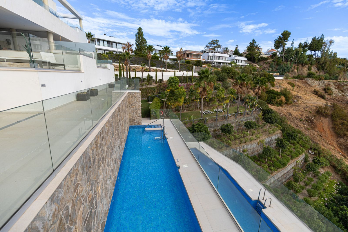 2 Bedroom Apartment for Sale in Nueva Andalucía — 7