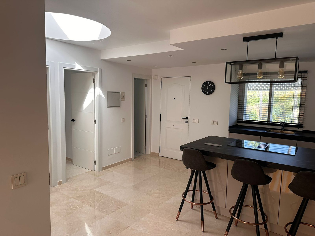 2 Bedroom Apartment for Sale in New Golden Mile — view 10