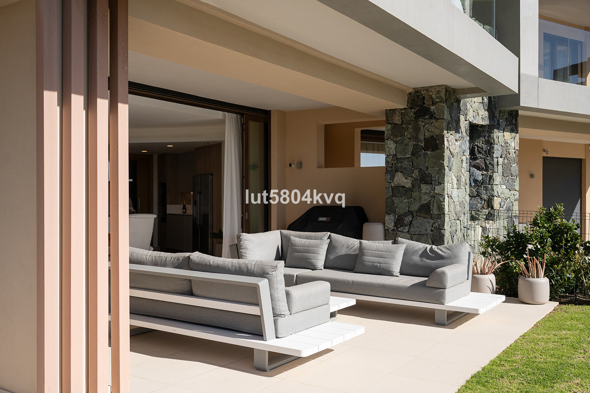 3 Bedroom Apartment for Sale in Benahavís — 5