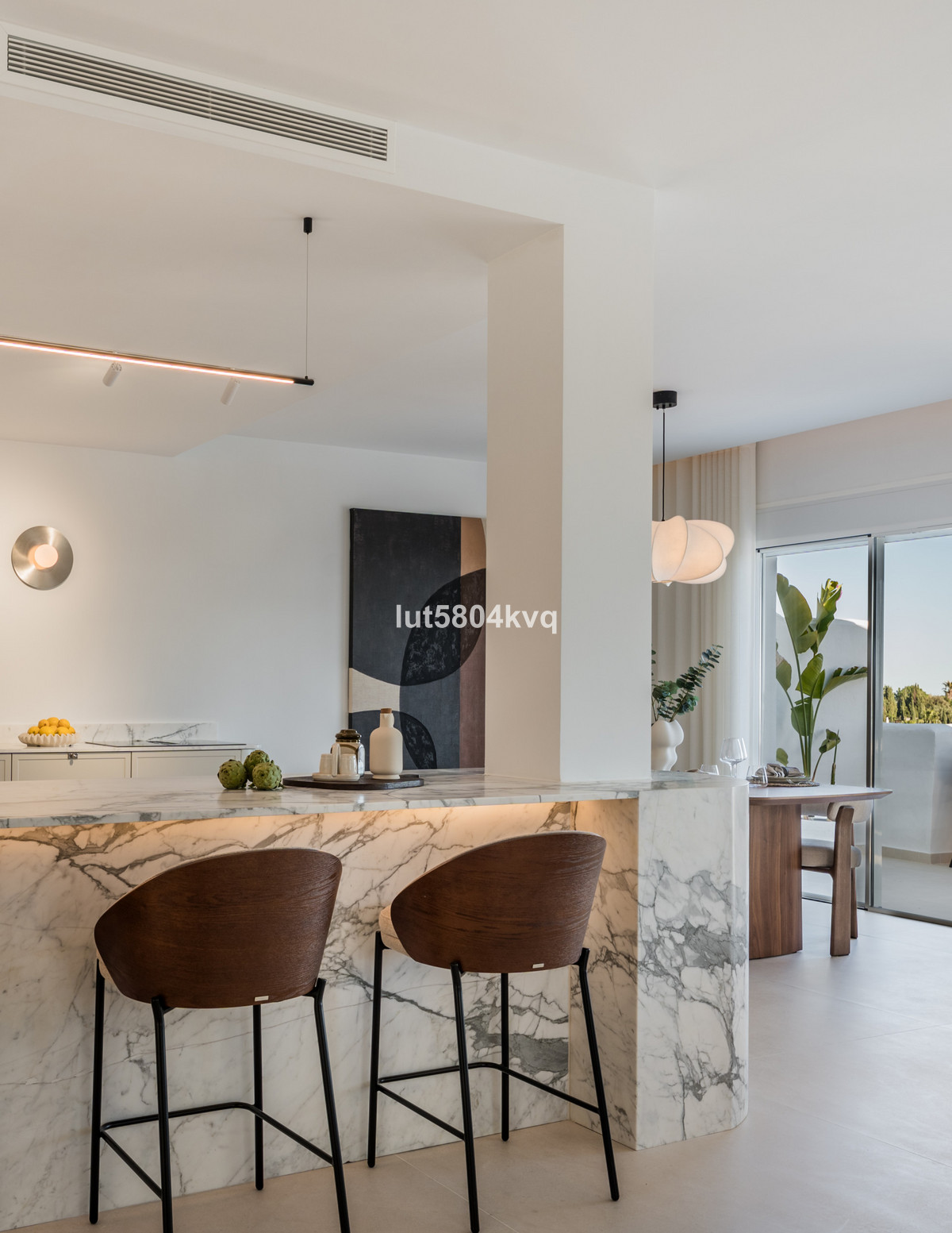 3 Bedroom Apartment for Sale in Nueva Andalucía — view 10
