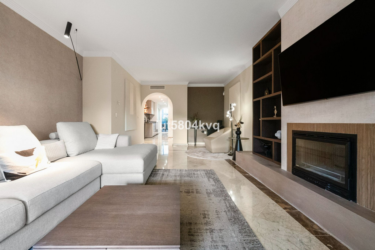 3 Bedroom Apartment for Sale in The Golden Mile