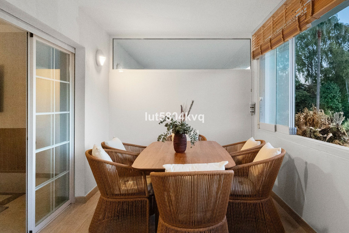 3 Bedroom Apartment for Sale in The Golden Mile — view 10