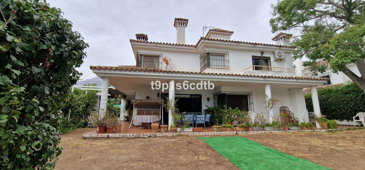 5 Bedroom Villa for Sale in Marbella — 4